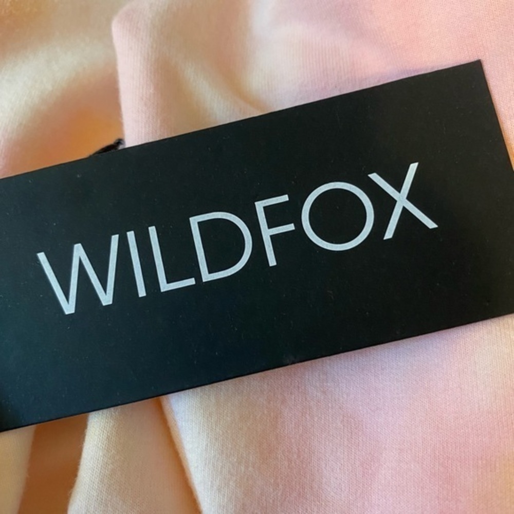 💕NWT WILDFOX SWEATSHIRT 💕 - Picture 4 of 8